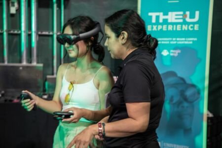 The-U-Experience-Magic-Leap-University-of-Miami-Presidents-Celebration-for-New-Students-2019 28 