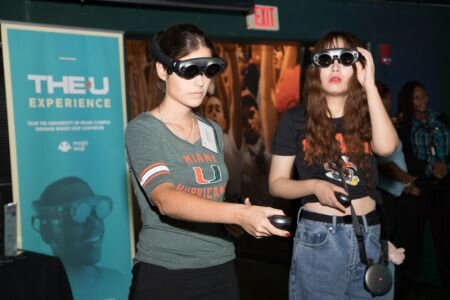 The-U-Experience-Magic-Leap-University-of-Miami-Presidents-Celebration-for-New-Students-2019 8 